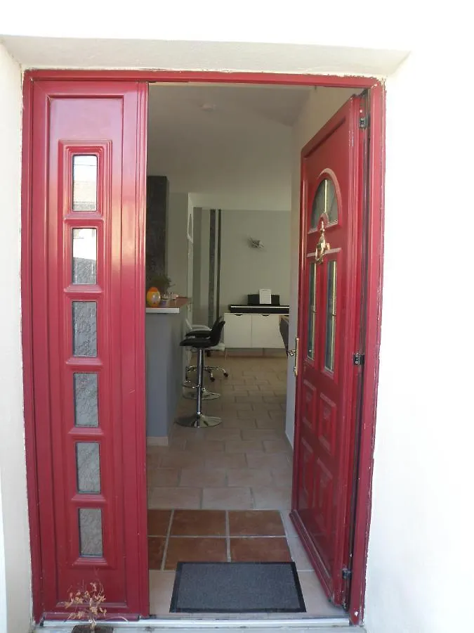 Appartement Proche Centre Ville Avec Parking Prive Avignon France