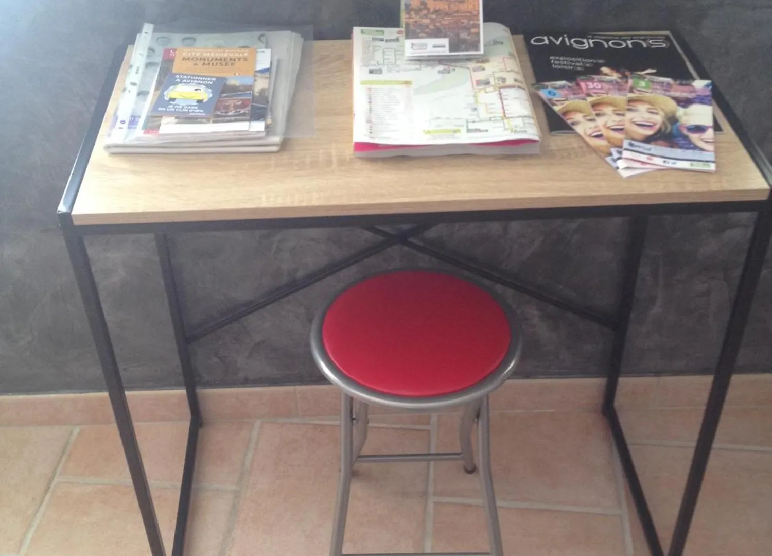 Appartement Proche Centre Ville Avec Parking Prive Avignon Apartment